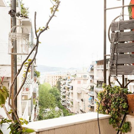 Stylish Flat With Veranda In The Heart Of Athene Buitenkant foto
