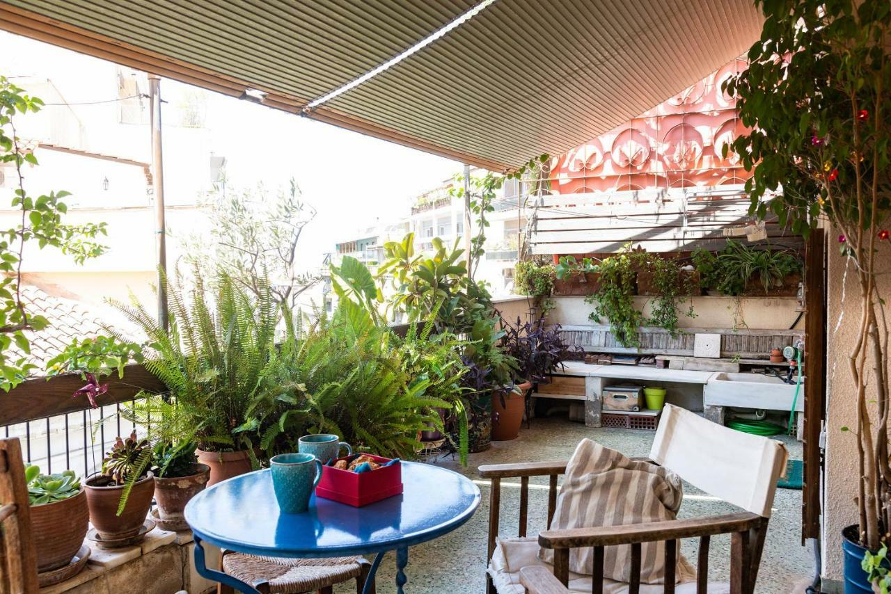 Stylish Flat With Veranda In The Heart Of Athene Buitenkant foto